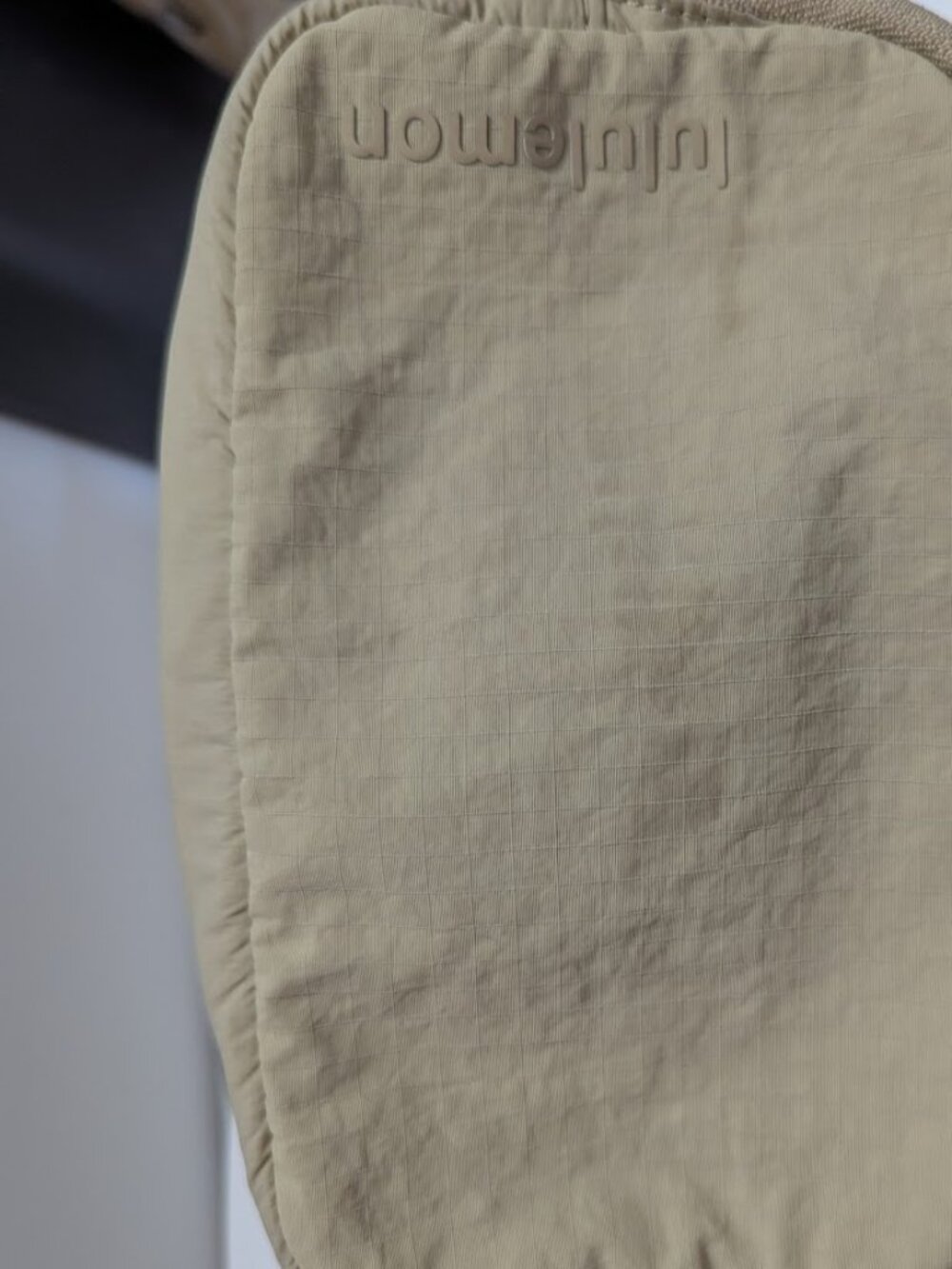 lululemon belt bag Mini BeigeTan Black Authentic Fanny Pack